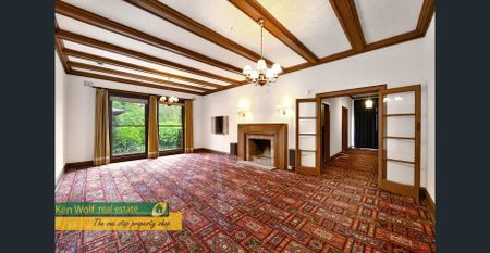 1932 Full Brick House w/ Grass Tennis Court, New Kitchen, Garden w/ Play Area, 5 Bedrooms, 4 Bathrooms, Living & Dining Rooms, Garage - Photo 2