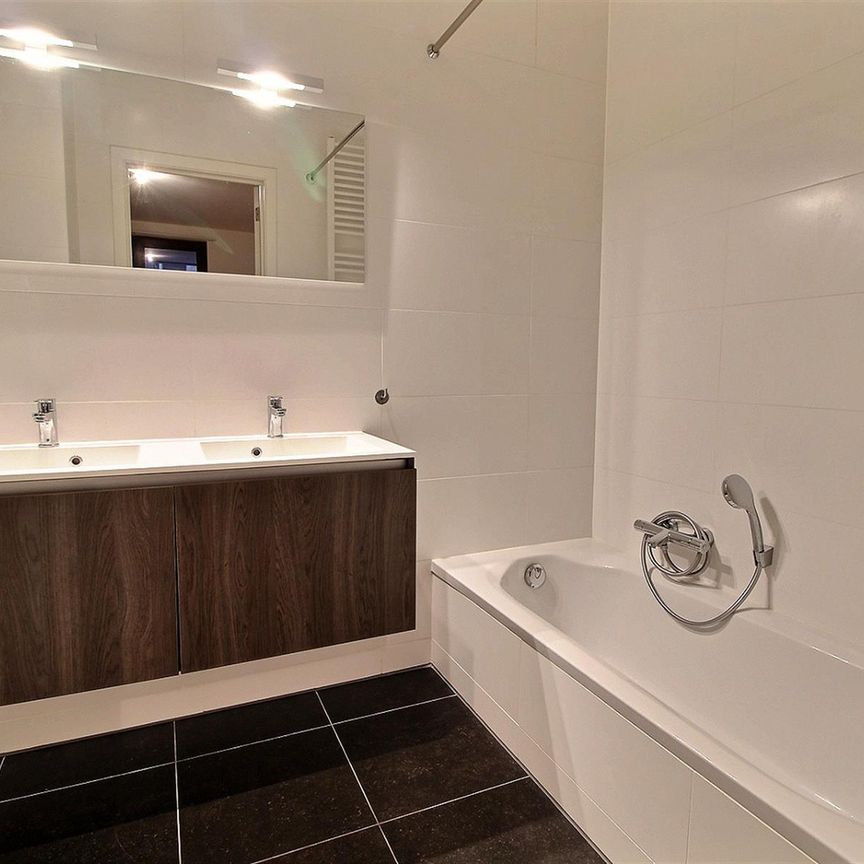 Avenue Livingstone, 1000, Bruxelles - Photo 1