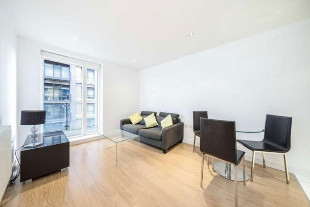 1 bedroom flat to rent - Photo 1