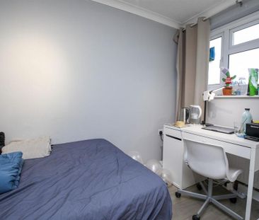 5 bedroom terraced house to rent - Photo 1