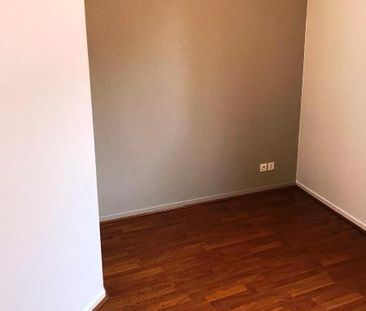 Location Appartement 2 pièces 47m² VAULX EN VELIN 69120 - Photo 5