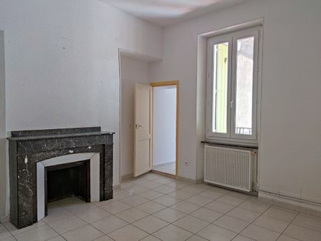 Location Appartement 4 pièces 114m² NARBONNE 11100 - Photo 2