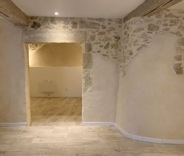 Location - Appartement T2 de 40 m² en rez-de-chaussée d'un immeuble... - Photo 3