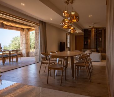 Rental House Ajaccio 6 Rooms 200 m² - Photo 1