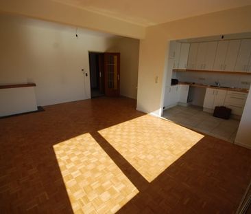 Appartement te huur - foto 1