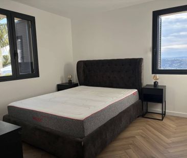 NICE OUEST - MAISON 3 PIECES MEUBLE- PARKINGS - Photo 4