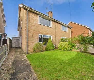 3 bedroom semi-detached house to rent - Photo 2