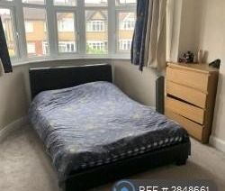 3 bedroom terraced house to rent - Photo 4