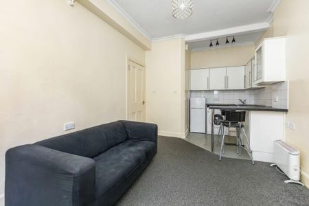 1 Bed Flat, Wardlaw Place, EH11 - Photo 2