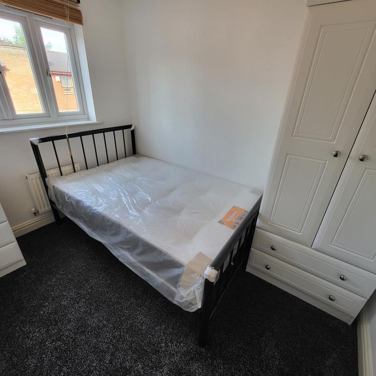 3 bedroom townhouse to rent - Photo 1