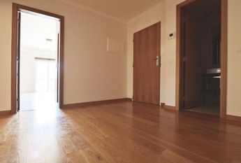 Apartamento T4 em condomínio com piscina e jardim na Beloura