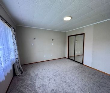 Sunny Tidy well - Photo 1