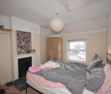 5 bedroom detached house to rent - Photo 6