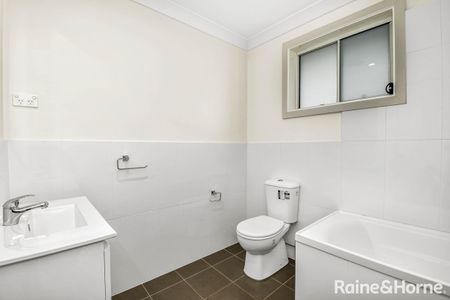 2/86 Brisbane Street, Oxley Park, NSW 2760 - Photo 4