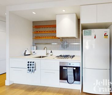 Modern, Convenient Living in the Heart of Hawthorn East - Photo 6