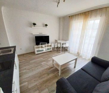 Málaga Capital, Andalusia 29017 - Photo 4