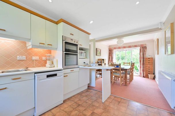 3 bedroom bungalow to rent - Photo 1