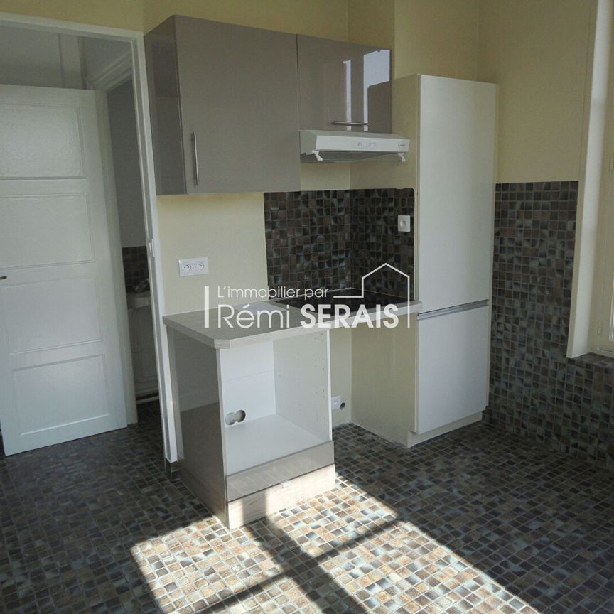 À louer - Appartement T5 spacieux de 134 m² - Centre-ville de FALAISE, - Photo 1