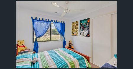 Spacious Family Home with Scenic Outlook - Photo 4