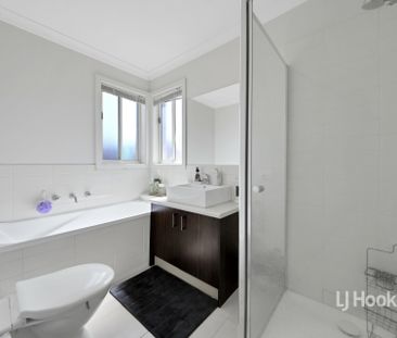 25 Portman Avenue, Harkness VIC, Belconnen - Photo 5