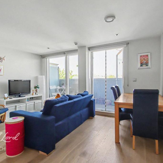 2 bedroom flat to rent - Photo 1