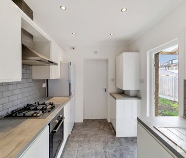 Airthrie Road, Ilford, IG3 9QT - Photo 3