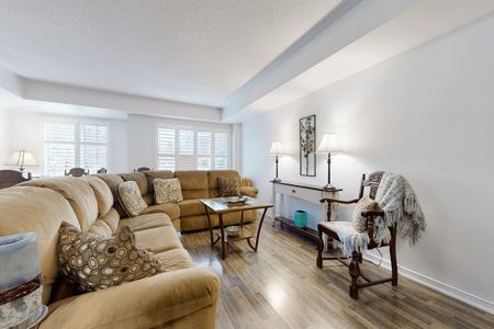 For Lease - 39 Hays Boulevard Unit# 2, Oakville, Ontario - Photo 2