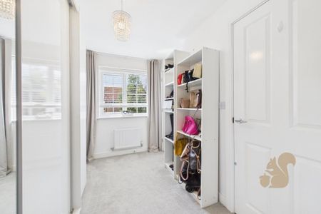 4 bedroom detached house to rent - Photo 4
