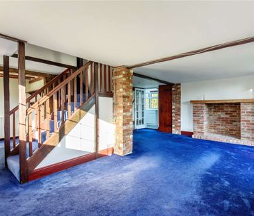 A charming a characterful home in the village of Laddingford. - Photo 6