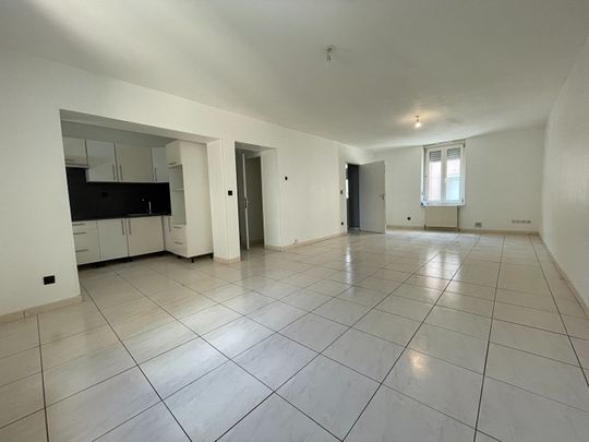 Location Appartement 3 pièces 78m² HOMECOURT 54310 - Photo 1