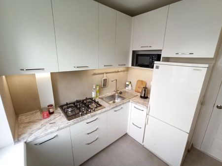Apartament cu 2 camere in zona Semi-Central - Fotografie 4
