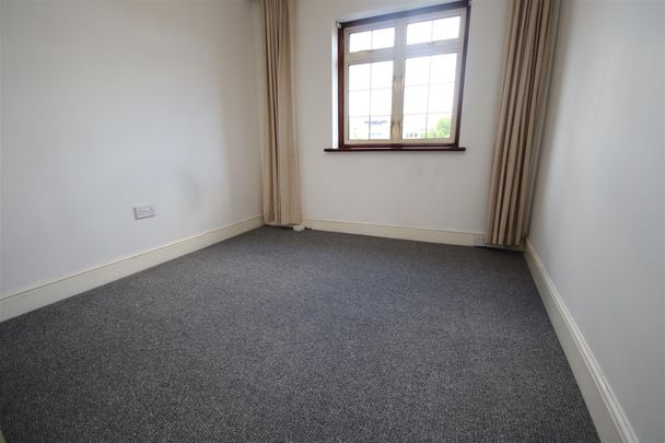 2 bedroom Apartment to let - Photo 1