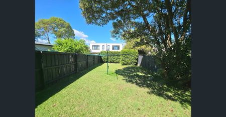 Ideal Family Home with Entertainer's Deck in Prime North Ryde Location - Photo 2
