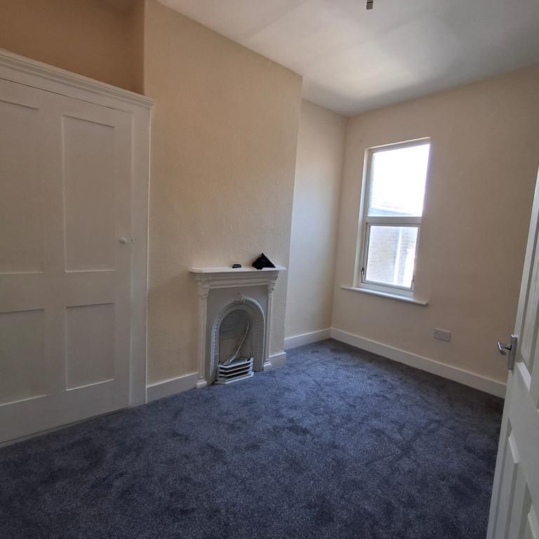 4 bedroom house to rent - Photo 1