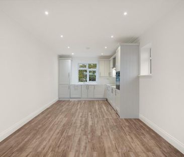 3 bedroom detached house to rent - Photo 6
