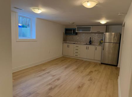 For Lease - 44 Richardson Drive, Aurora, Ontario - Photo 5