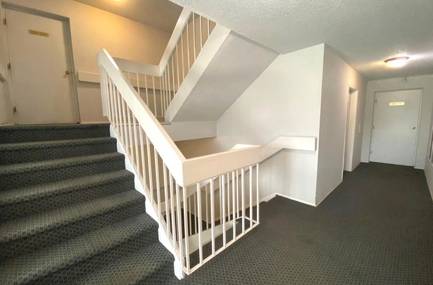 2 Bed Condo For Rent In Brander Gardens! - Photo 1