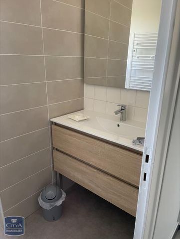 Location Appartement 1 pièce 11m² POITIERS 86000 - Photo 3