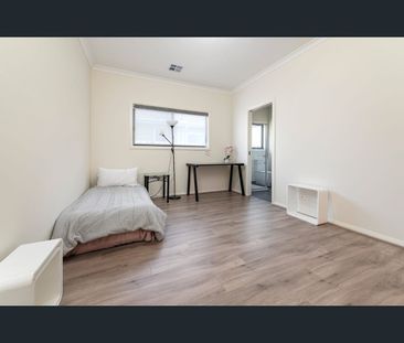 Room 1-9/13 Wilkinson Crescent, Bellfield, Vic 3081 - Photo 4