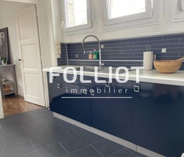 A LOUER : Appartement meublé à Fougères - Photo 2