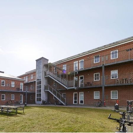 Lys og optimal delebolig med altan - Photo 3