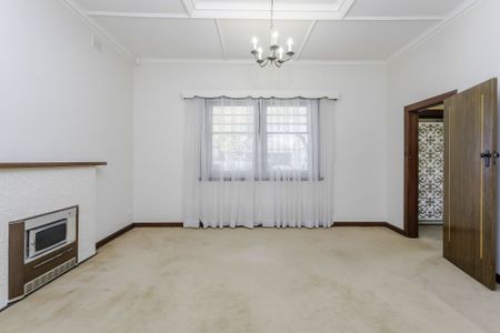 1 Narinna Avenue, Cumberland Park - Photo 3