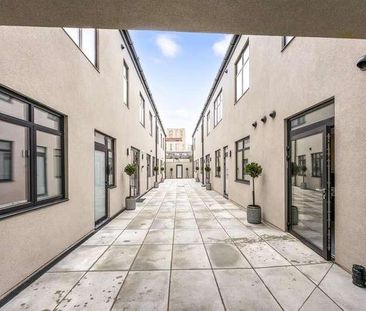 Old Shoreham Road, Hove, BN3 - Photo 3