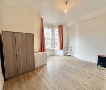 4 bedroom house share to rent - Photo 1