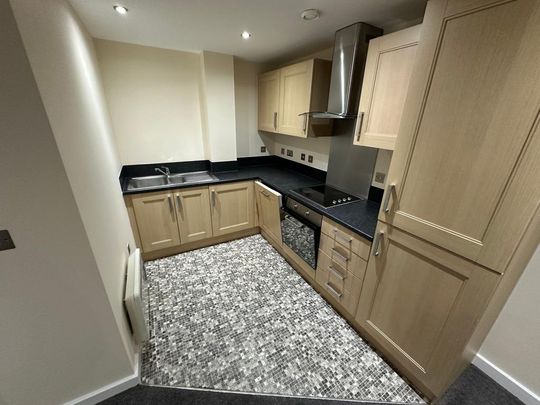 1 bedroom flat to rent - Photo 1