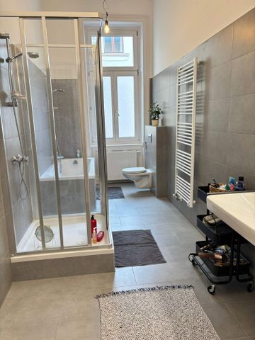 Klassischer Altbau 5 Zimmer beim Theresianum - Photo 2