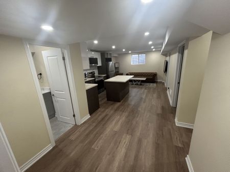 For Lease - 47 MULGRAVE Street, Whitby, Ontario - Photo 3