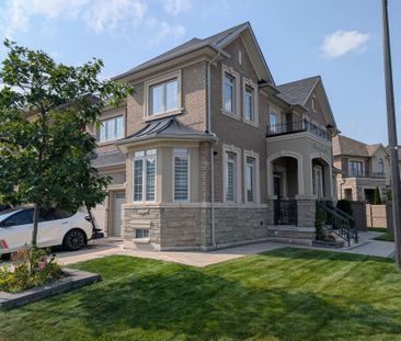 For Lease - 2 Henry Moody Street, Brampton, Ontario - Photo 4