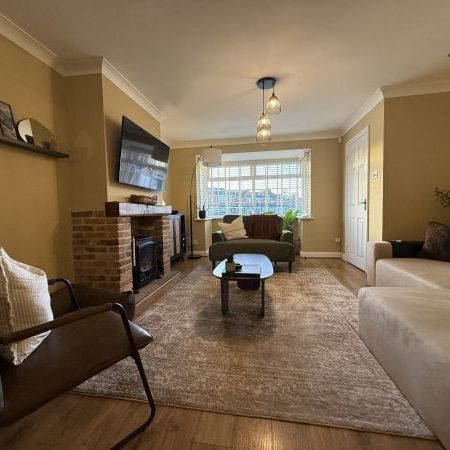 Cornwall Avenue, Tamworth, Property for rent - Photo 1