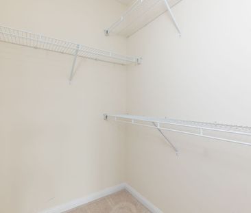 For Lease - 142 Baycliffe Crescent, Brampton, Ontario - Photo 2